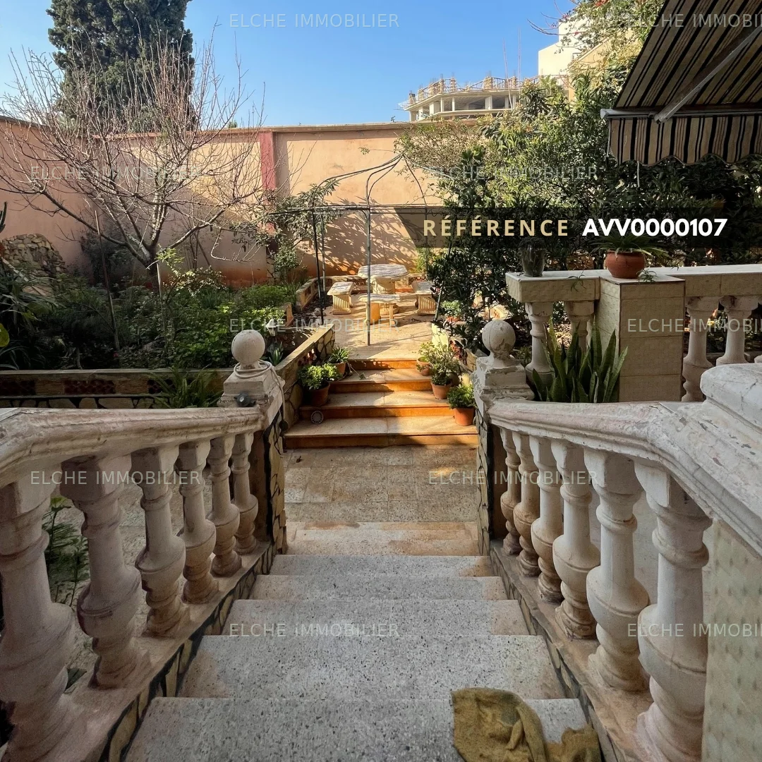 Villa R+1 à vendre