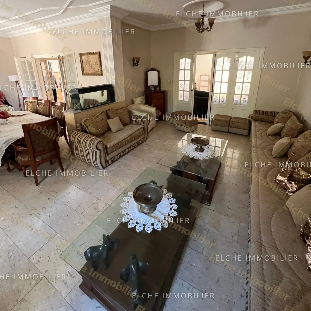 Villa R+1 à vendre