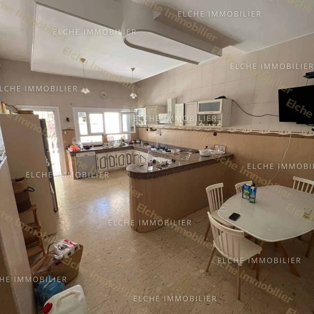 Villa R+1 à vendre