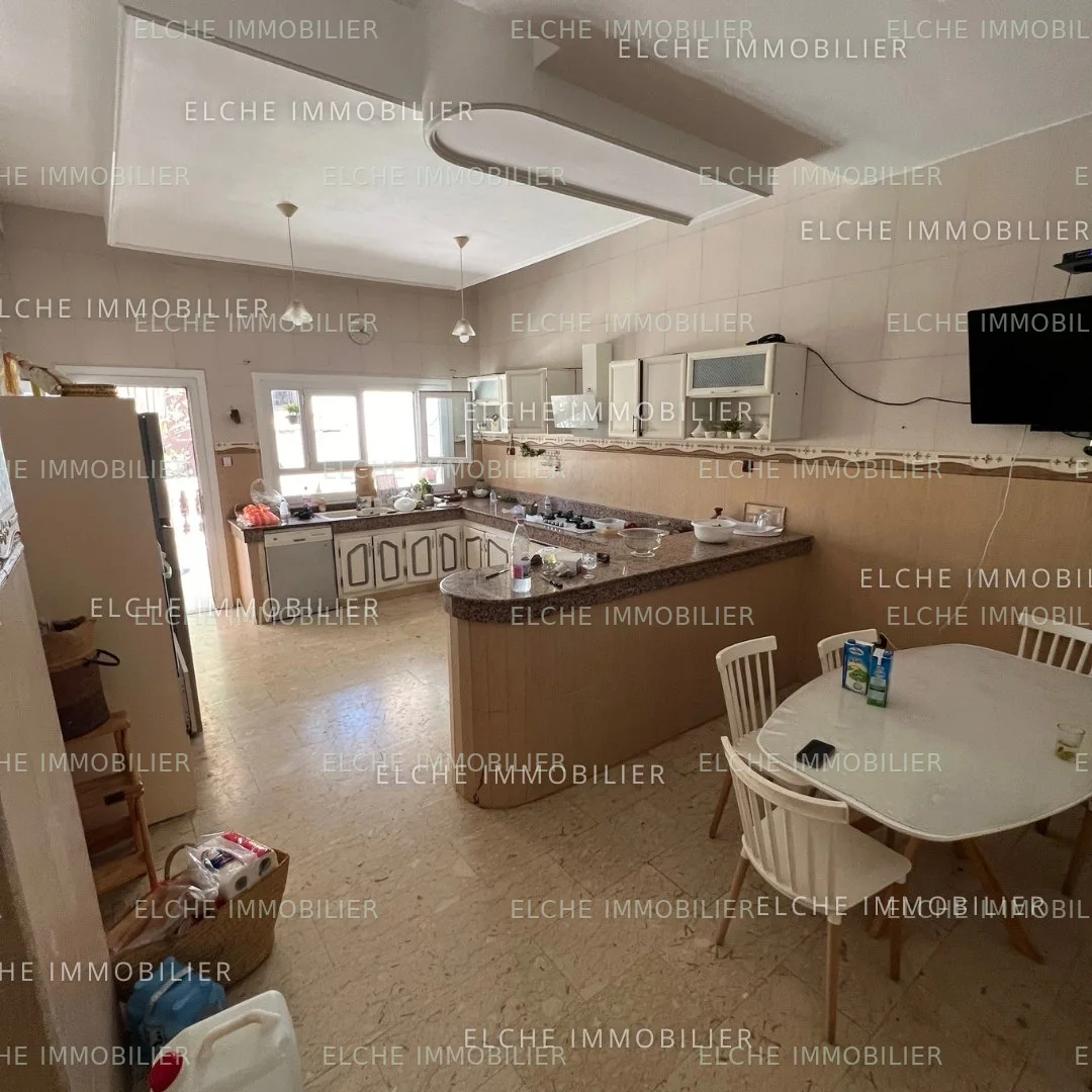 Villa R+1 à vendre