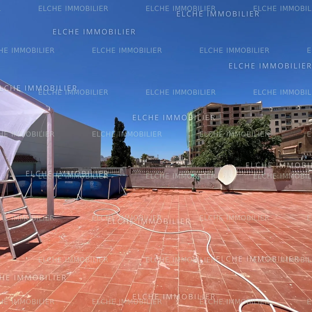 Villa R+1 à vendre