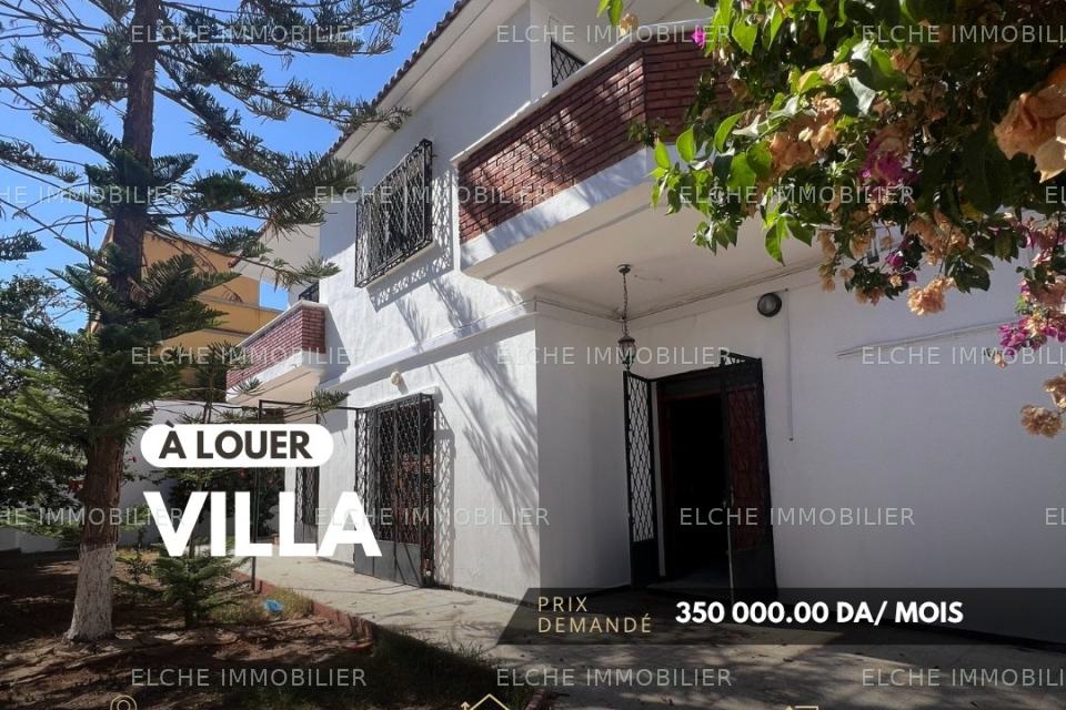 Villa R+1 à Louer