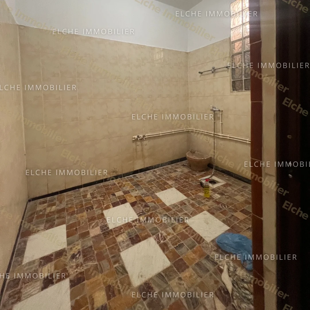 Villa R+1 à Louer