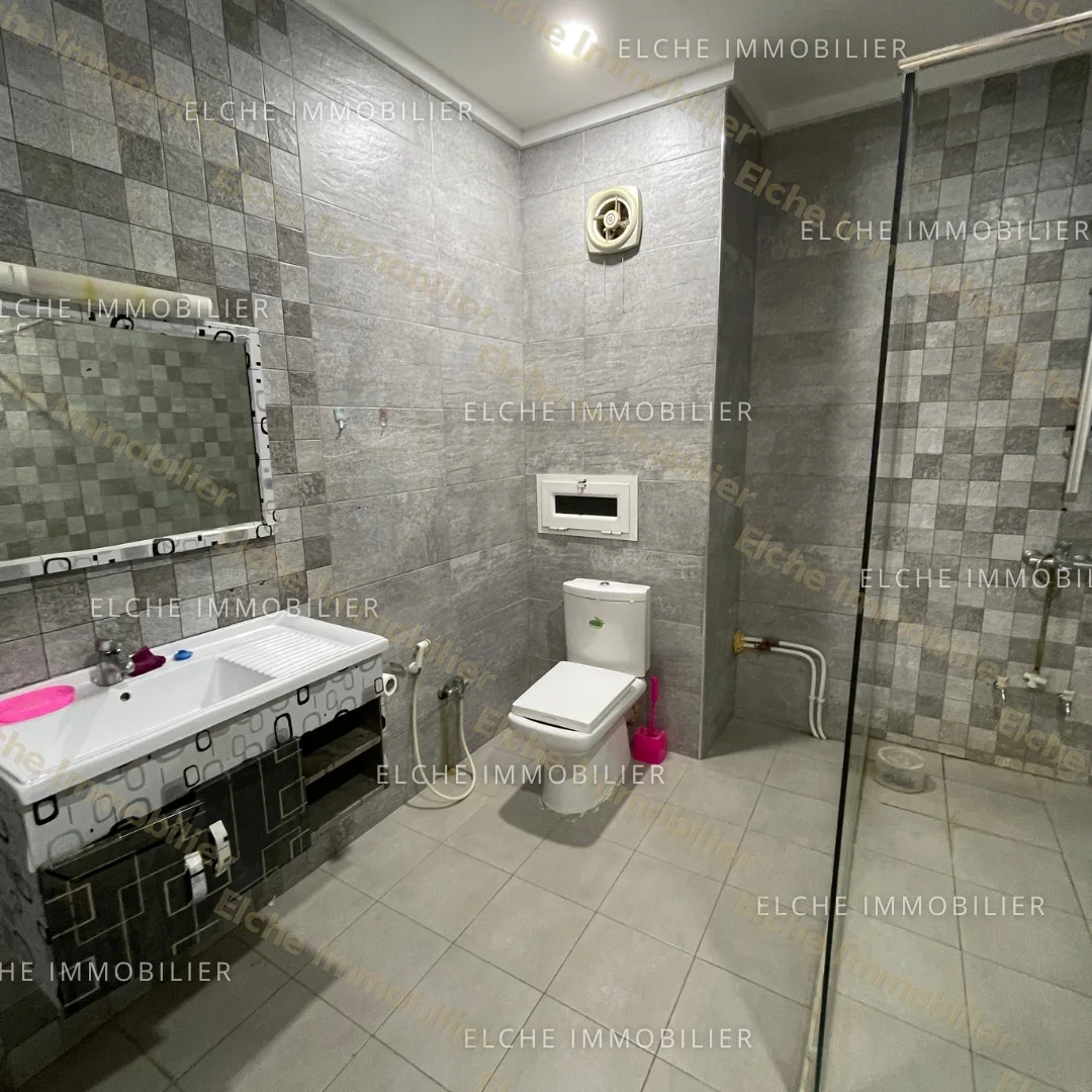 Villa R+2 à vendre