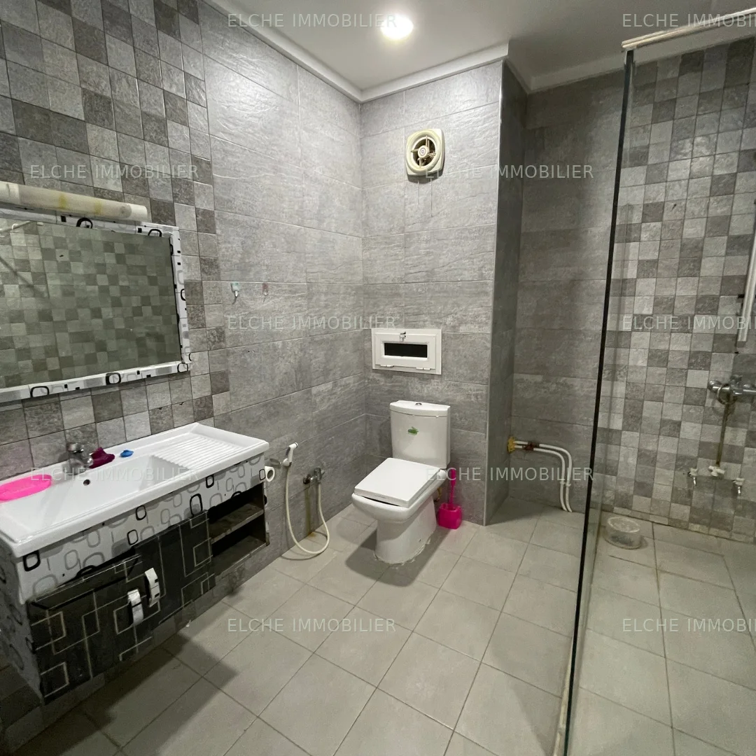 Villa R+2 à vendre