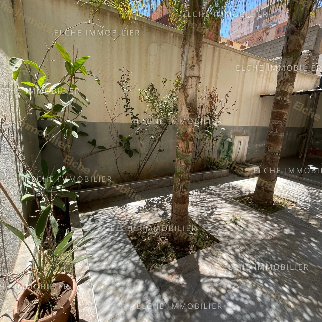 Villa R+2 à vendre