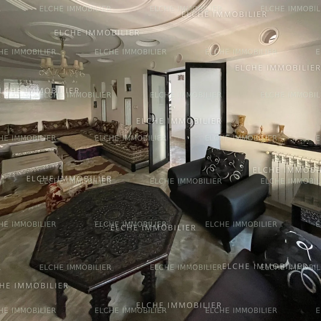 Villa R+2 à vendre