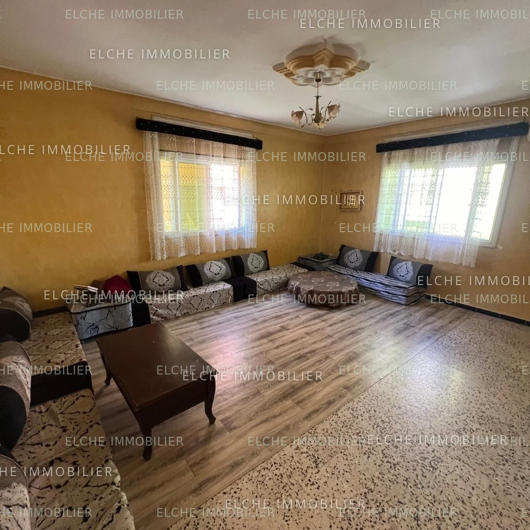 Villa R+1 à vendre