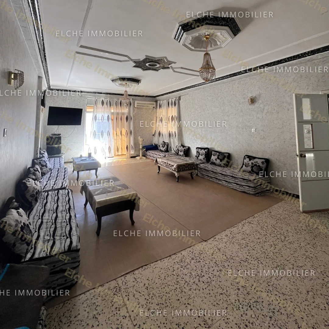 Villa R+1 à vendre