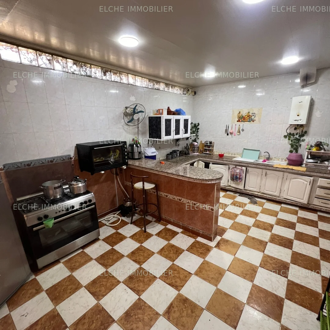 Villa R+1 à vendre
