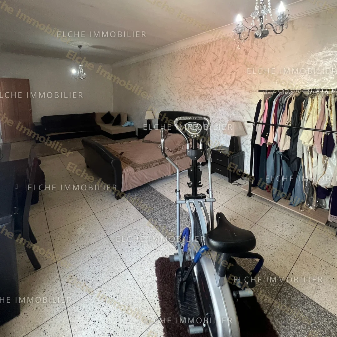 Villa R+2 à vendre