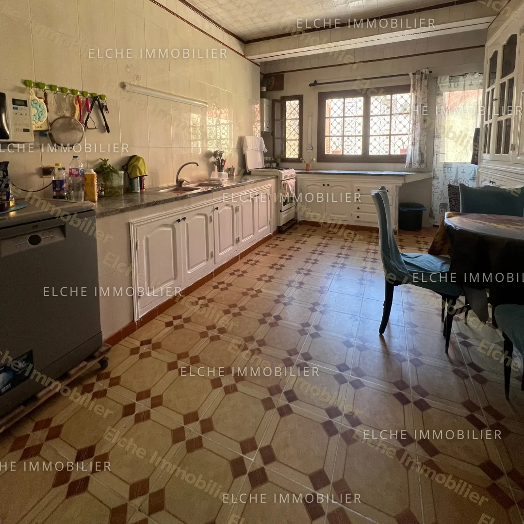Villa R+2 à vendre