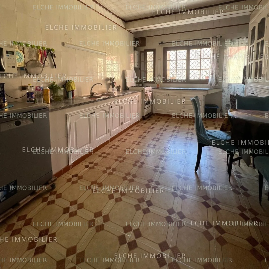 Villa R+2 à vendre